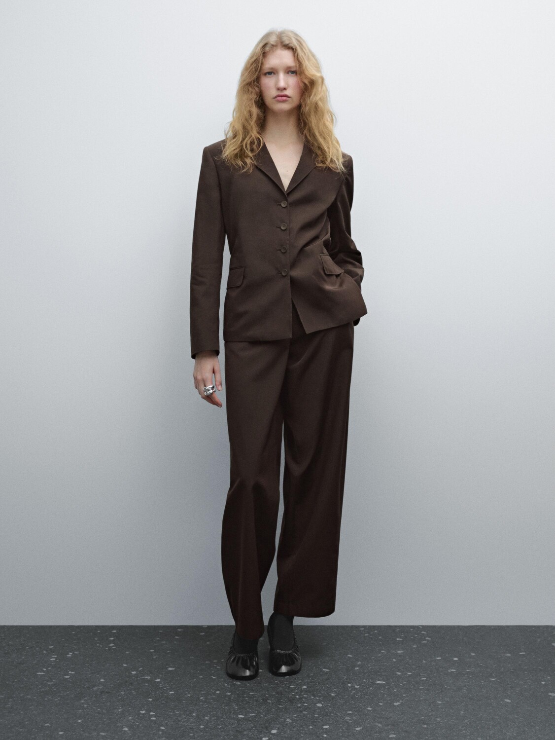 

Укороченный блейзер на пуговицах Massimo Dutti, коричневый
