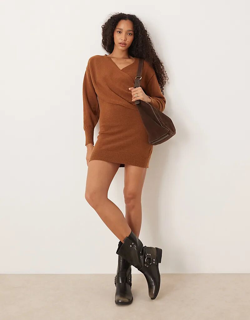 

Вязаное мини-платье-халат Vila цвета верблюжьей шерсти