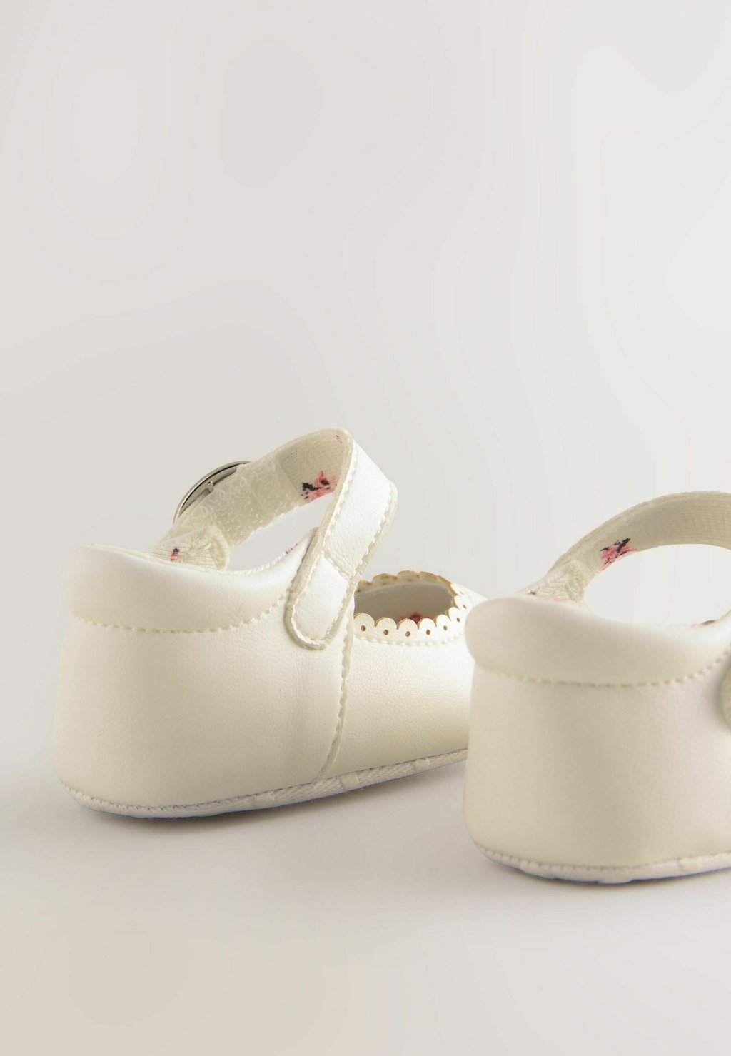 Балетки с ремешком на щиколотке REGULAR FIT - MARY JANE - Baby shoes Next, белый — фото 3