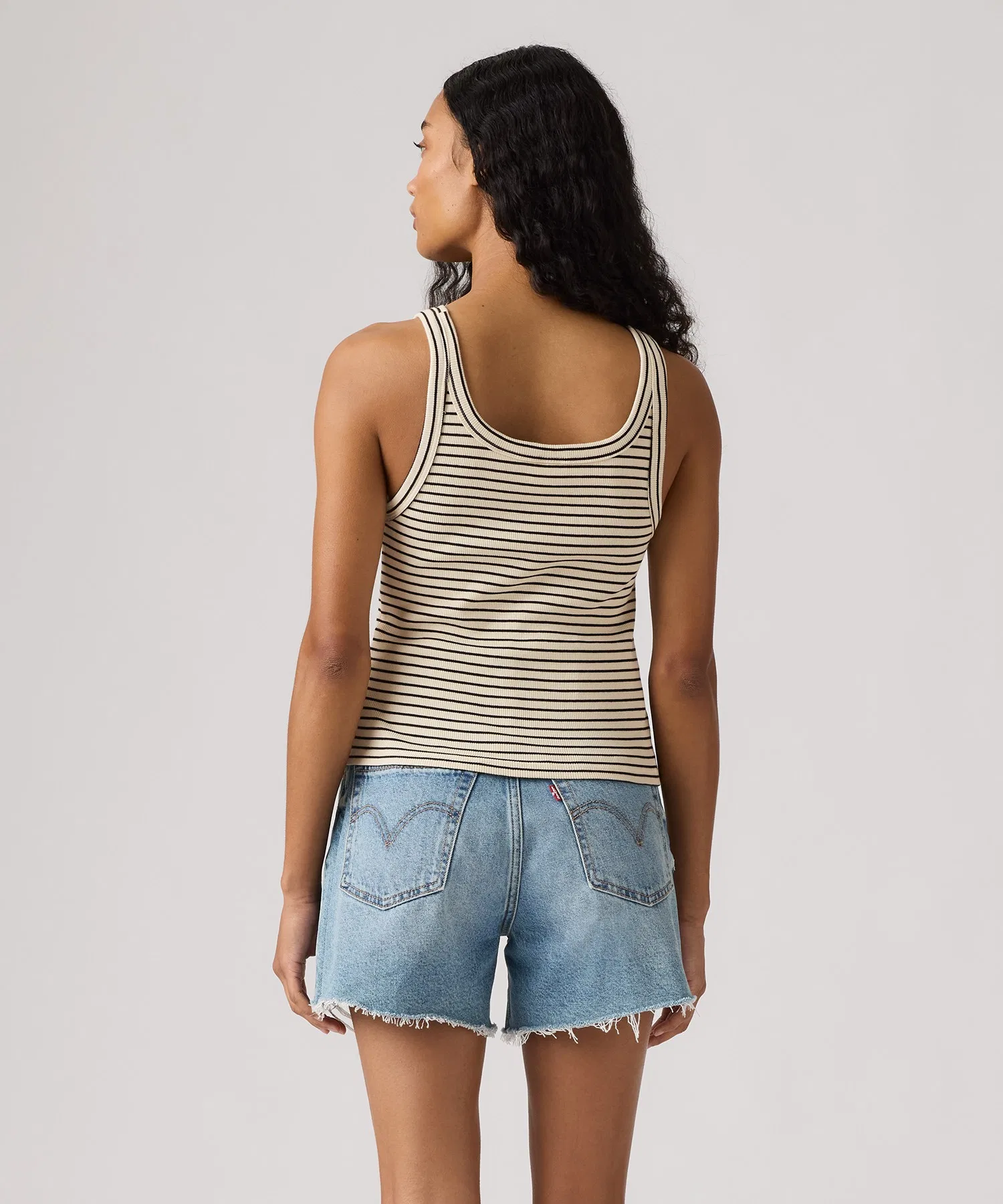 Женский хлопковый топ-майка Levi's с логотипом белый — фото 2
