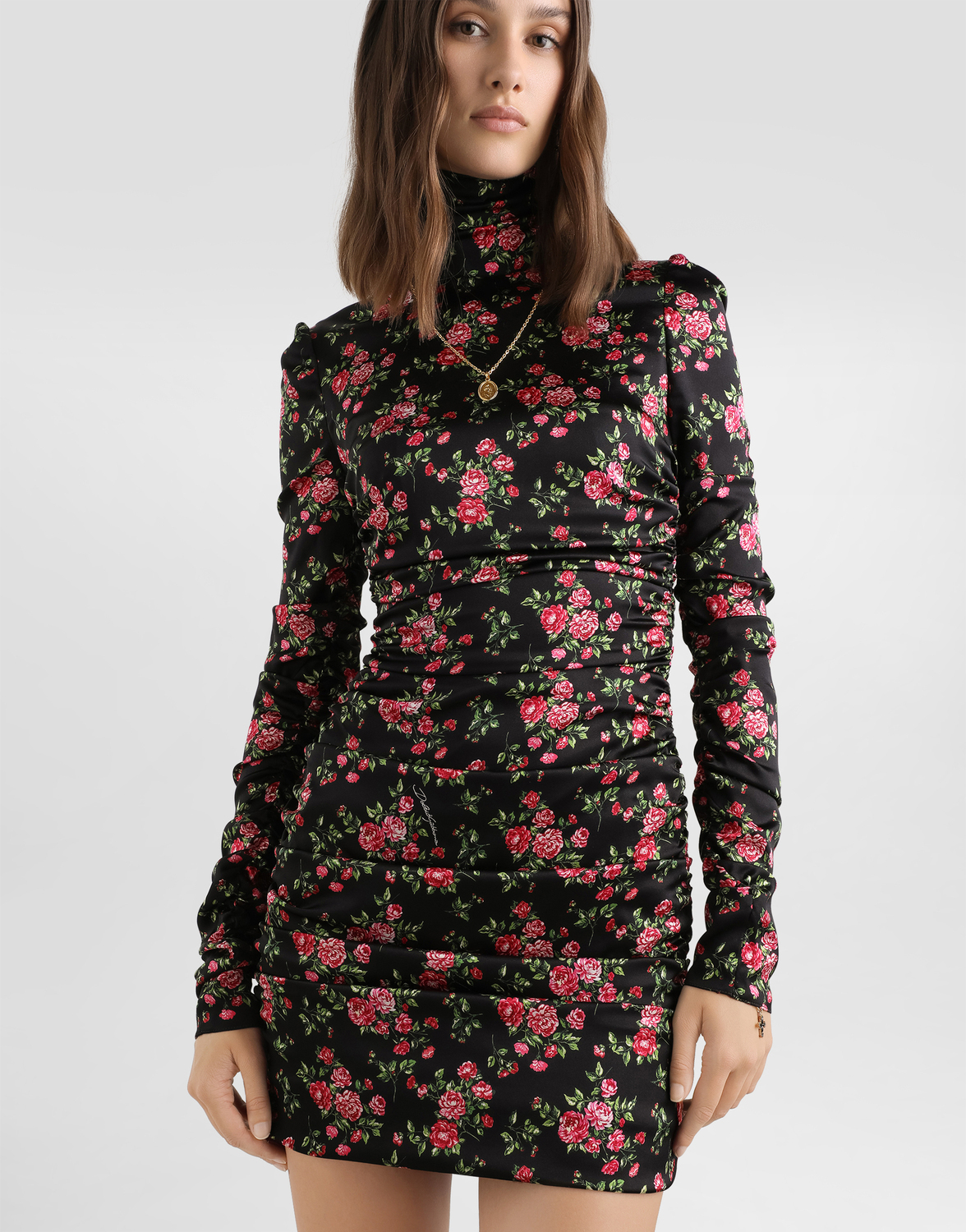 Длинное атласное платье с принтом из маленьких букетов роз Dolce & Gabbana, мультиколор — фото 4