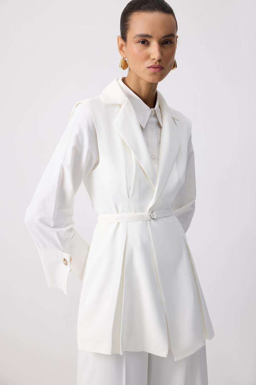 

Брючный костюм Touche Prive, экрю