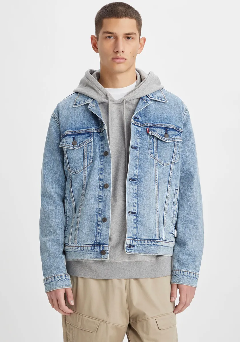 

Джинсовая куртка Levi's "VINTAGE FIT TRUCKER JKT", цвет Always Better Trucke