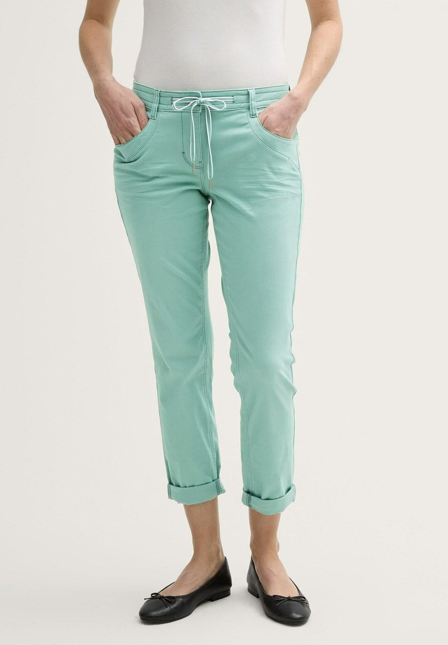 

Брюки TOM TAILOR TAPERED RELAXED, Faded Green/Green