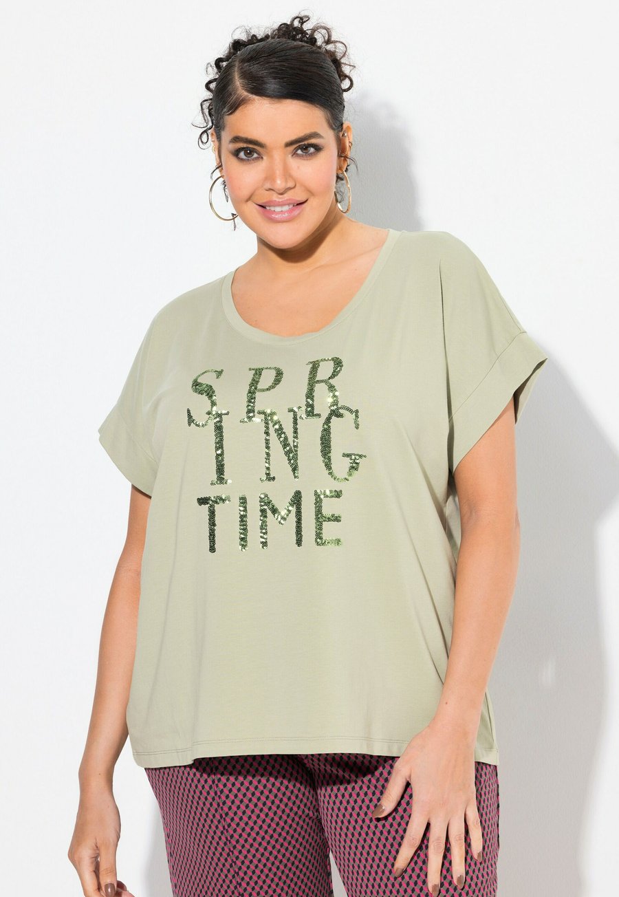 

Футболка Ulla Popken SPRINGTIME SEQUINED SHORT SLEEVE TEE, Pastel Mint/Mint, Зеленый, Футболка Ulla Popken SPRINGTIME SEQUINED SHORT SLEEVE TEE, Pastel Mint/Mint