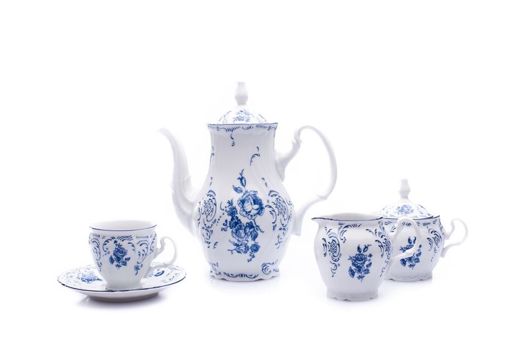 

Кофейный сервиз, чешский фарфор, Бернадот, синие цветы, 15 д., Тун 1794 г Thun 1794