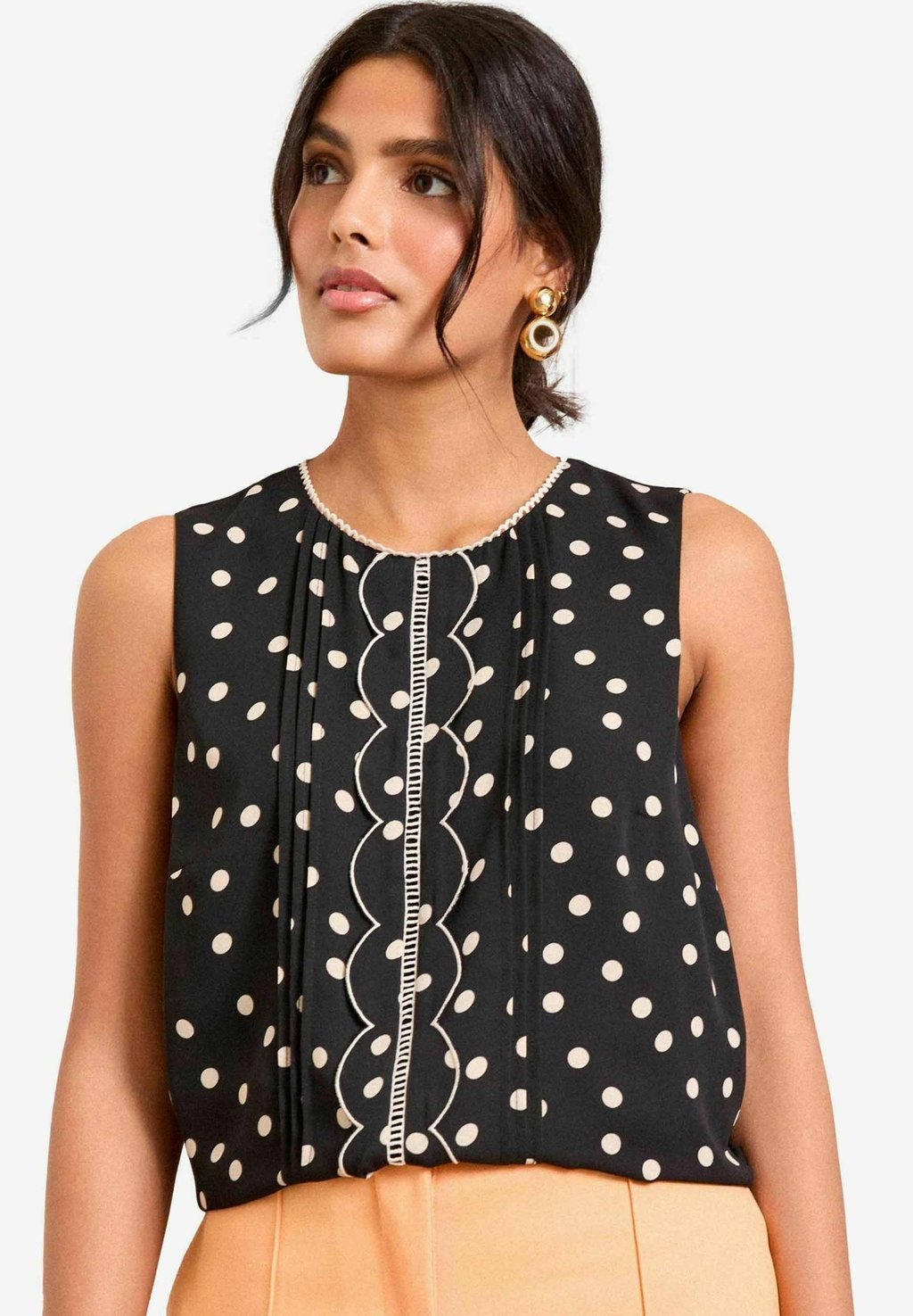 

Блуза REGULAR FIT - SLEEVELESS SCALLOP DETAIL SHELL Love & Roses, черный