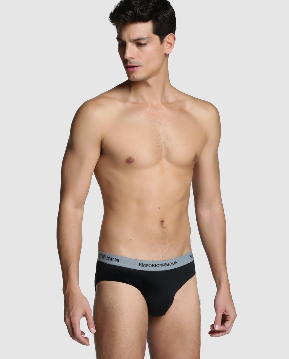 

Комплект из двух мужских трикотажных трусов Emporio Armani разных цветов Emporio Armani
