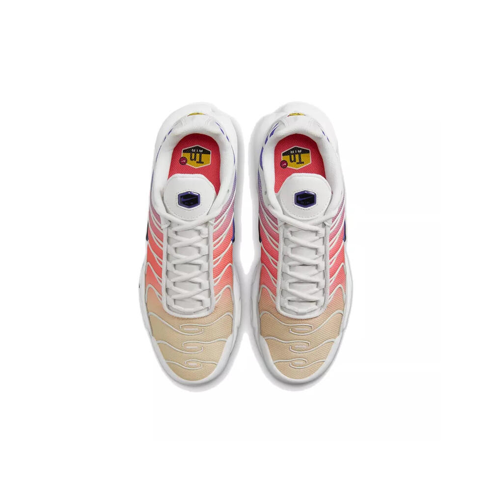 Женские универсальные кроссовки Nike Air Max Plus Tn Platinum — фото 4