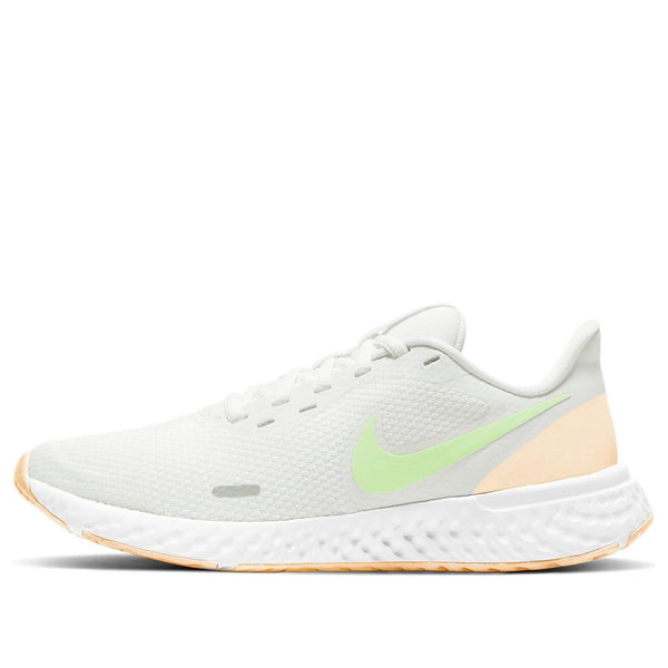 Революция кроссовок 5 Nike, белый