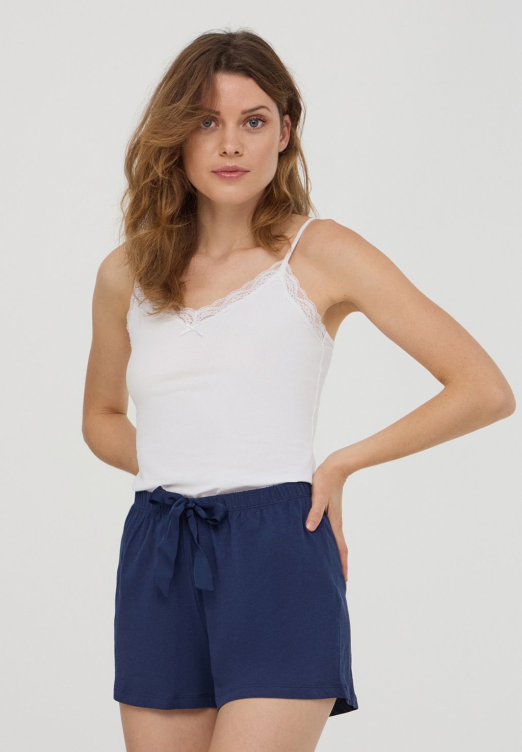 

Пижамная рубашка LACE AND BOW Terranova, слоновая кость
