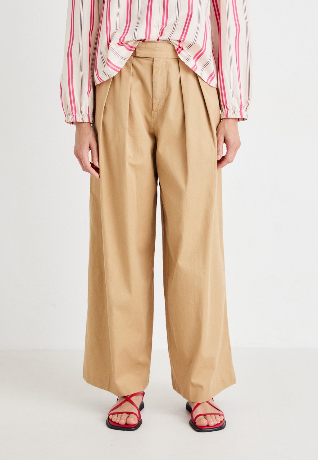 

Брюки WIDE LEG GAP, бежевый