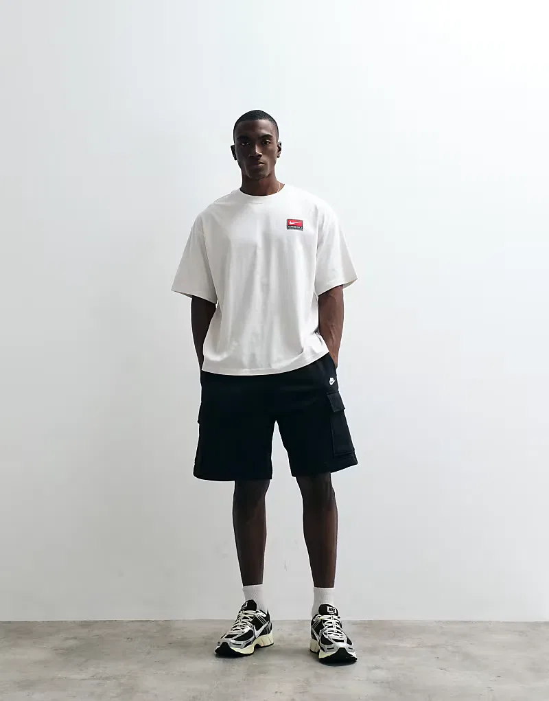Футболка Nike Retro Logo свободного кроя, кремовый — фото 3