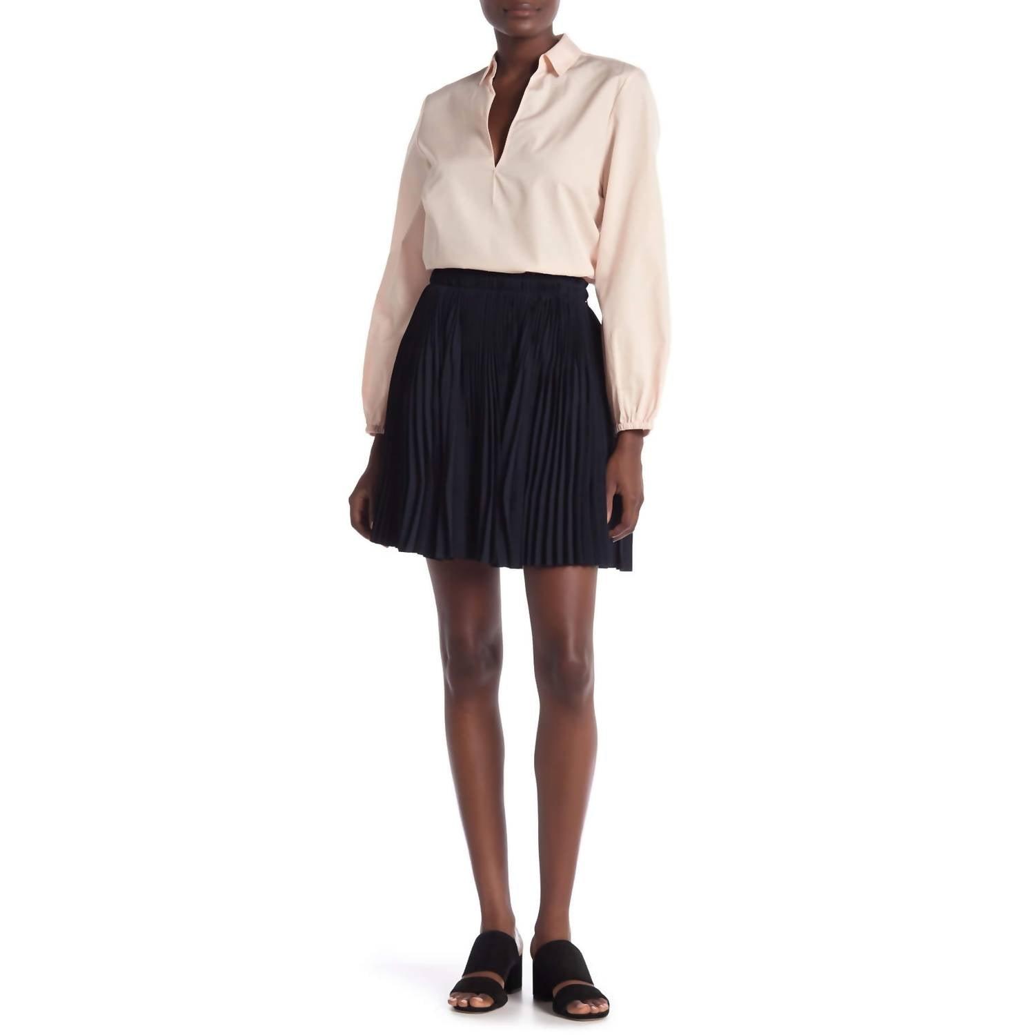 

Мини-юбка в складку темно-синего цвета Vince, темно-синий