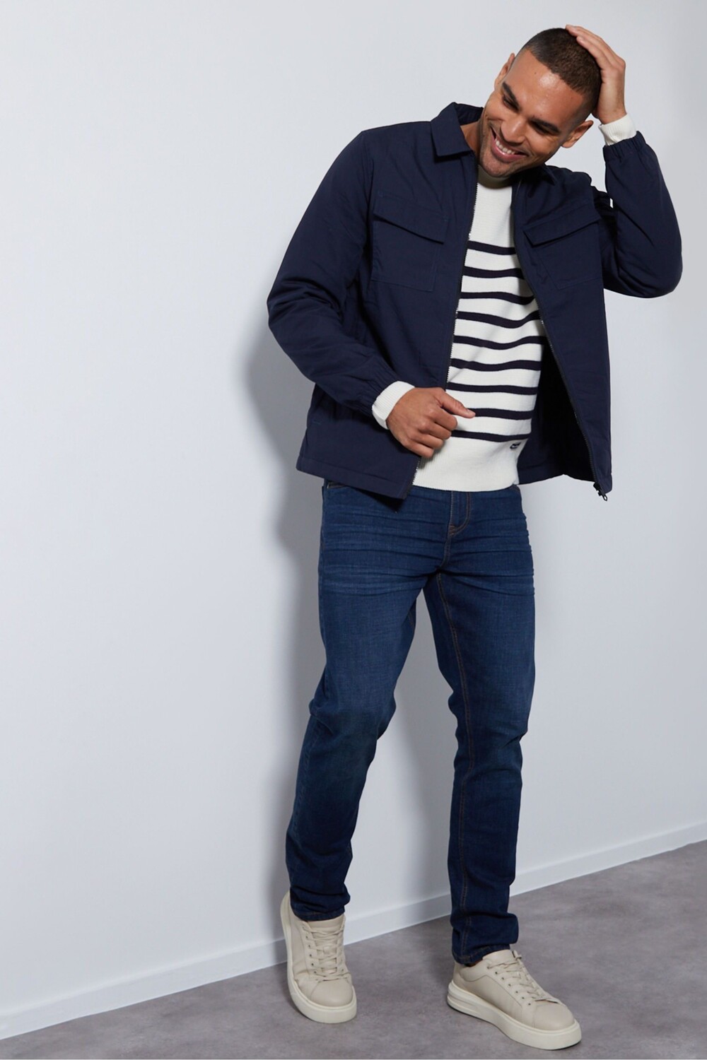

Джинсы Slim fit с эластичной вставкой Threadbare, синий