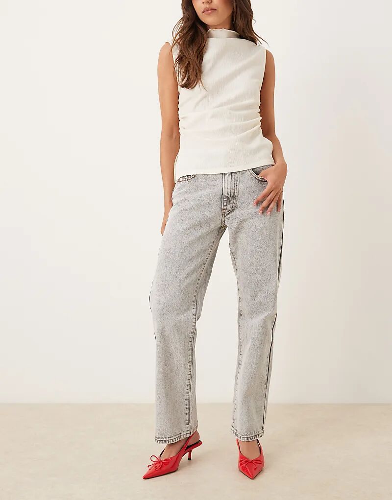 

Гламурные прямые джинсы в отбеленном кислотно-черном цвете