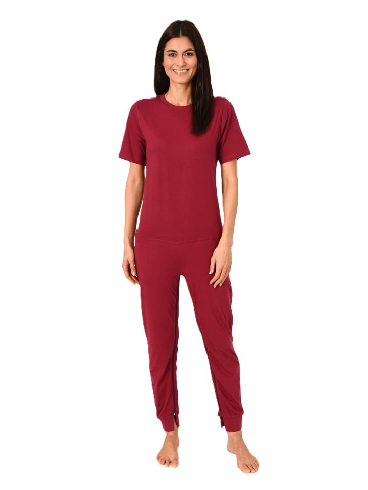 

Трусы NORMANN Damen Pflegeoverall kurzarm mit langen Bein und Bein Reißverschluß, цвет beere