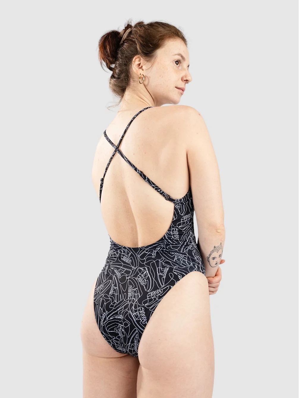 Купальник с перекрестной спинкой Nike Swim, черный — фото 2
