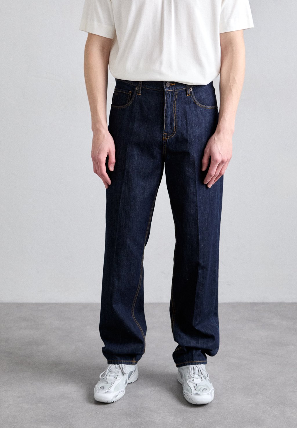 

Джинсы свободного кроя POCKETS PANT Emporio Armani, деним
