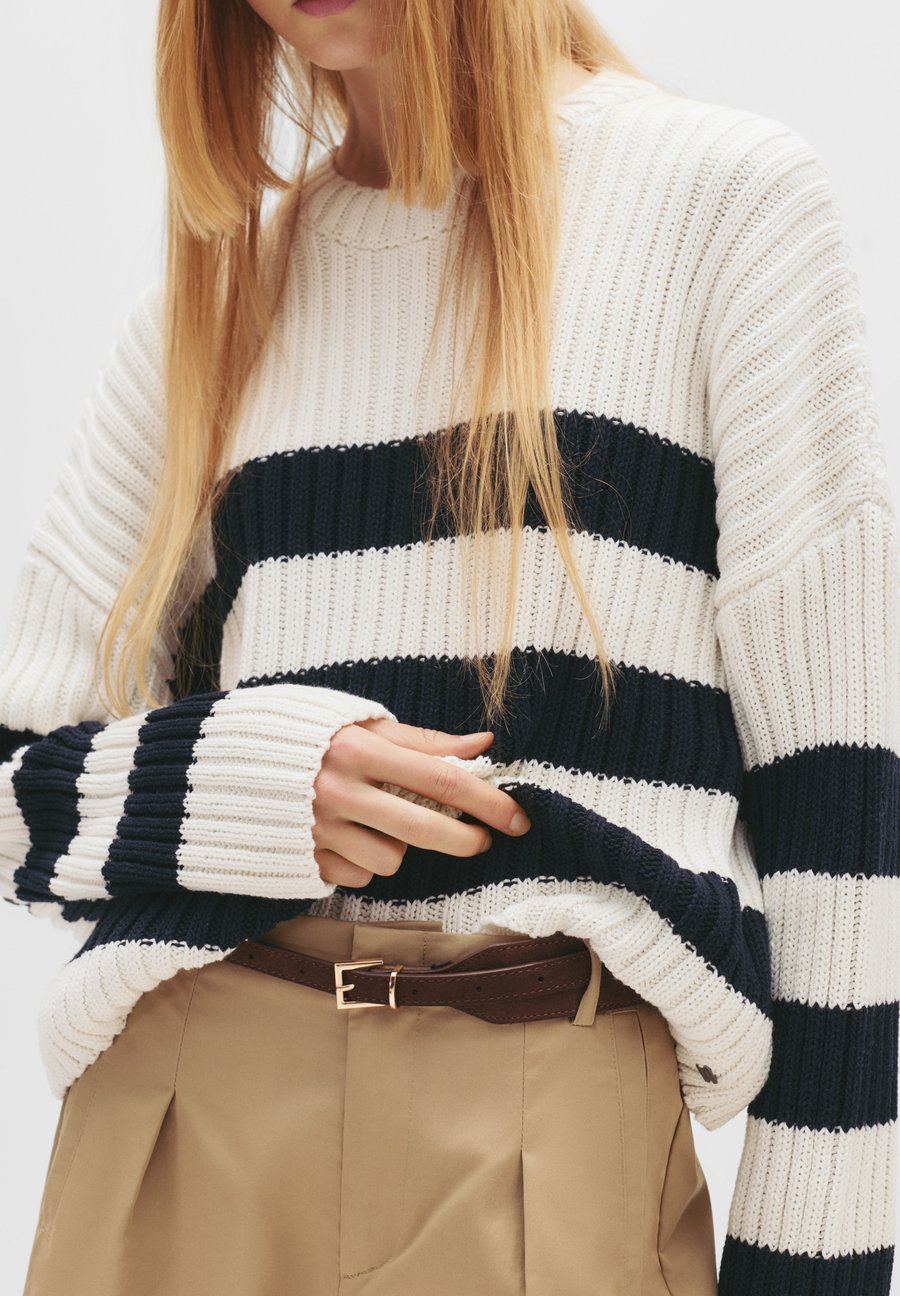 

Ремень PULL&BEAR Belt, Brown