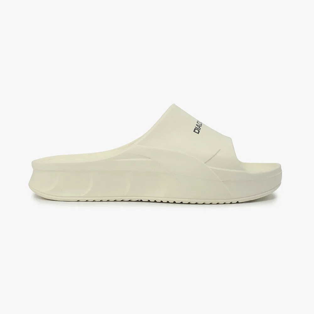 Мужские слайды Diadora Forsa, цвет айвори