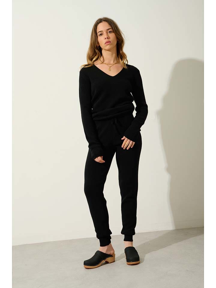

Спортивные штаны AUTHENTIC CASHMERE, черный