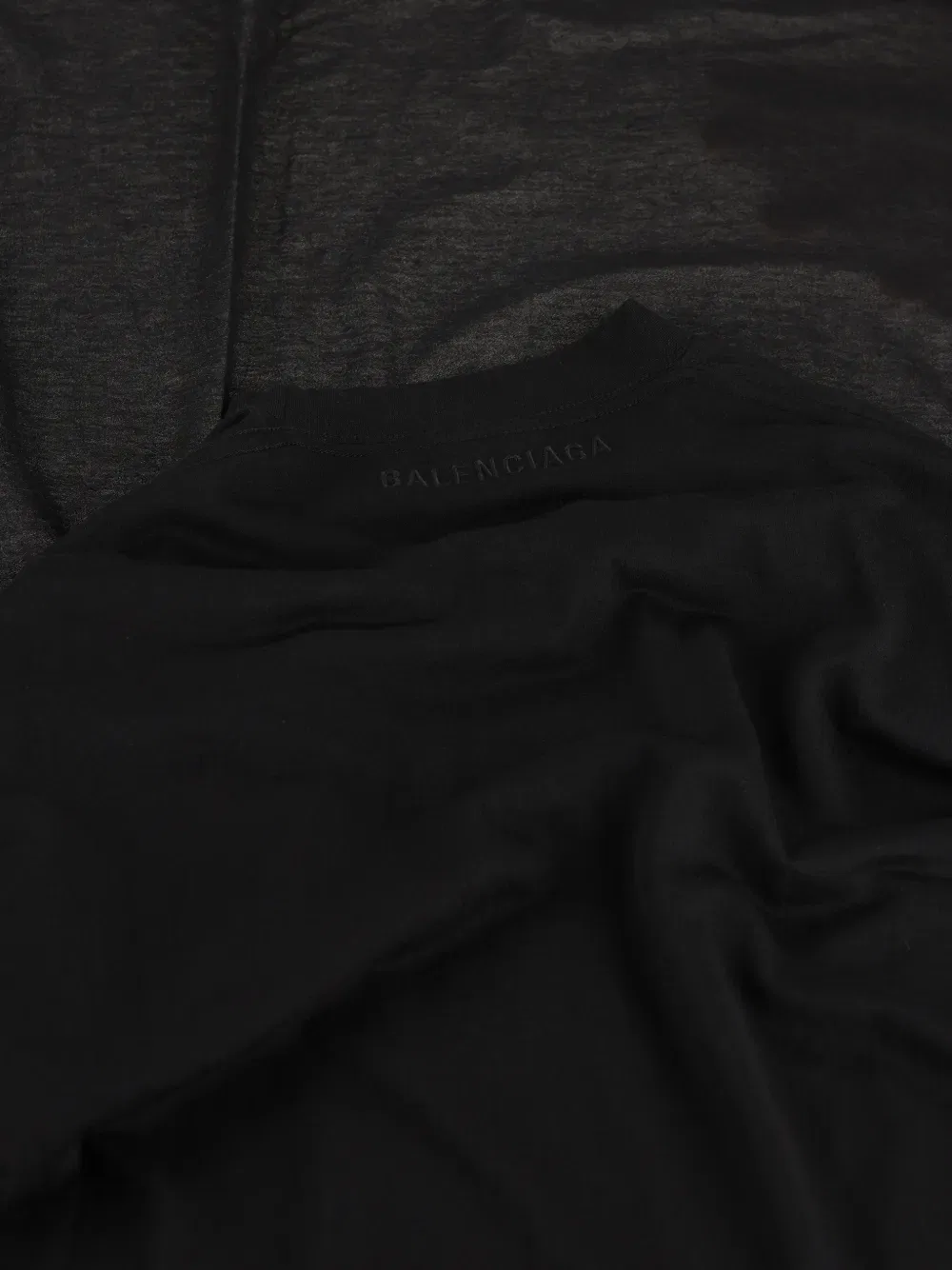 Футболка с драпировкой на шее Balenciaga, черный — фото 3