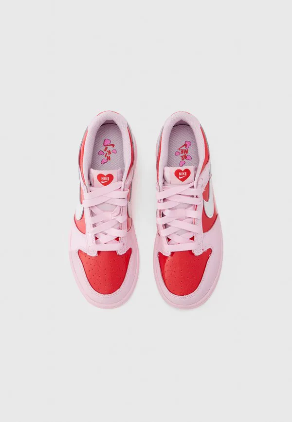 Унисекс кроссовки dunk low Nike Sportswear, Pink Foam/Summit White/Light Crimson — фото 4