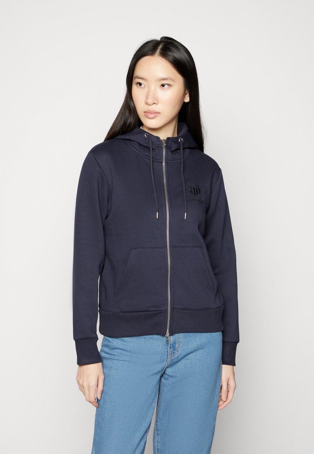 

Толстовка с кремальерой GANT REG TONAL SHIELD FULL ZIP, цвет evening blue