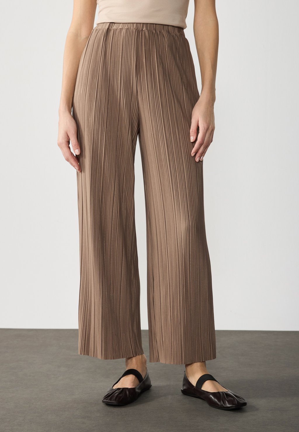 

Брюки Anna Field by Zalando, серо-коричневый