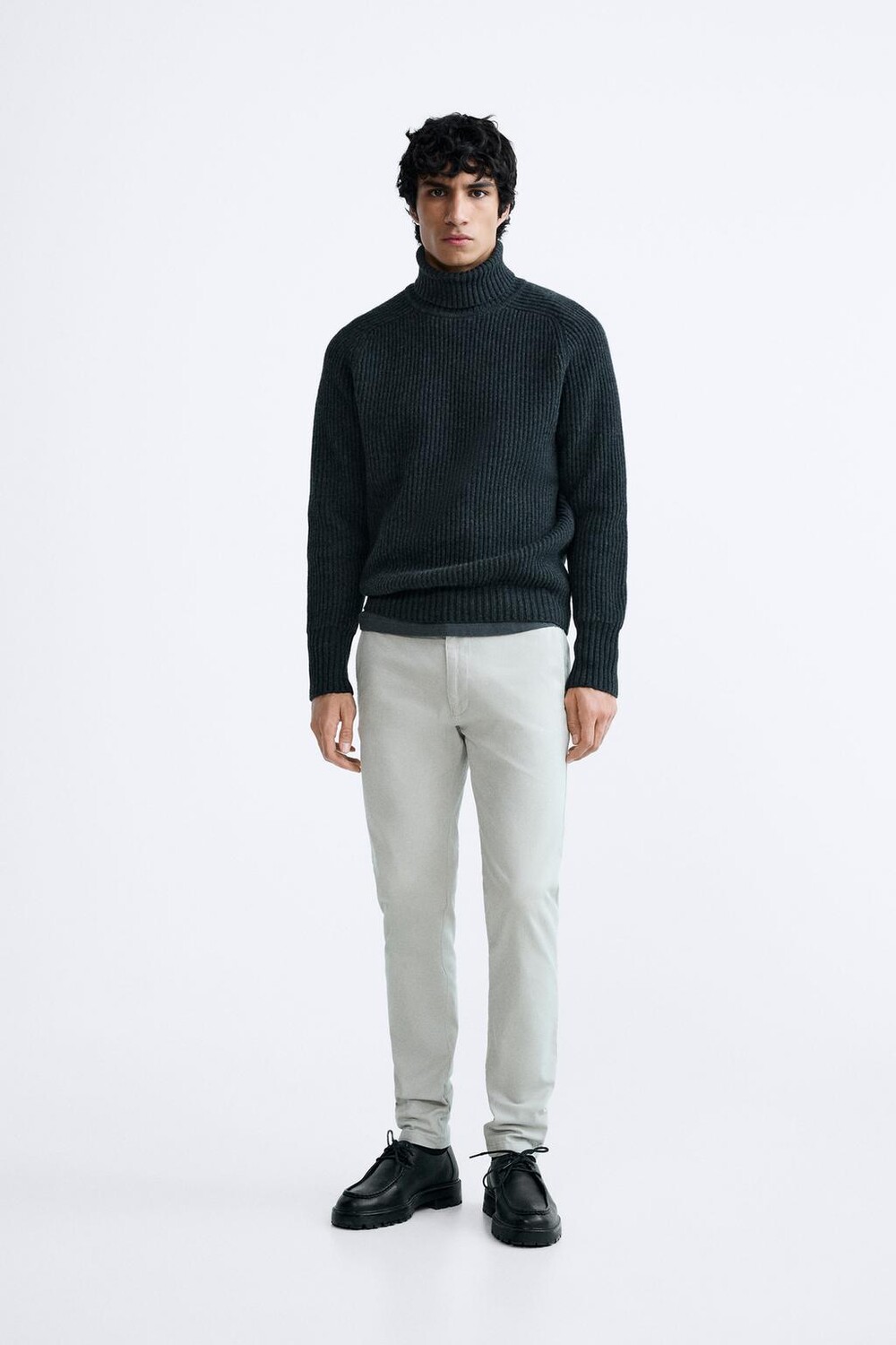 

Хлопковые чиносы ZARA, камень
