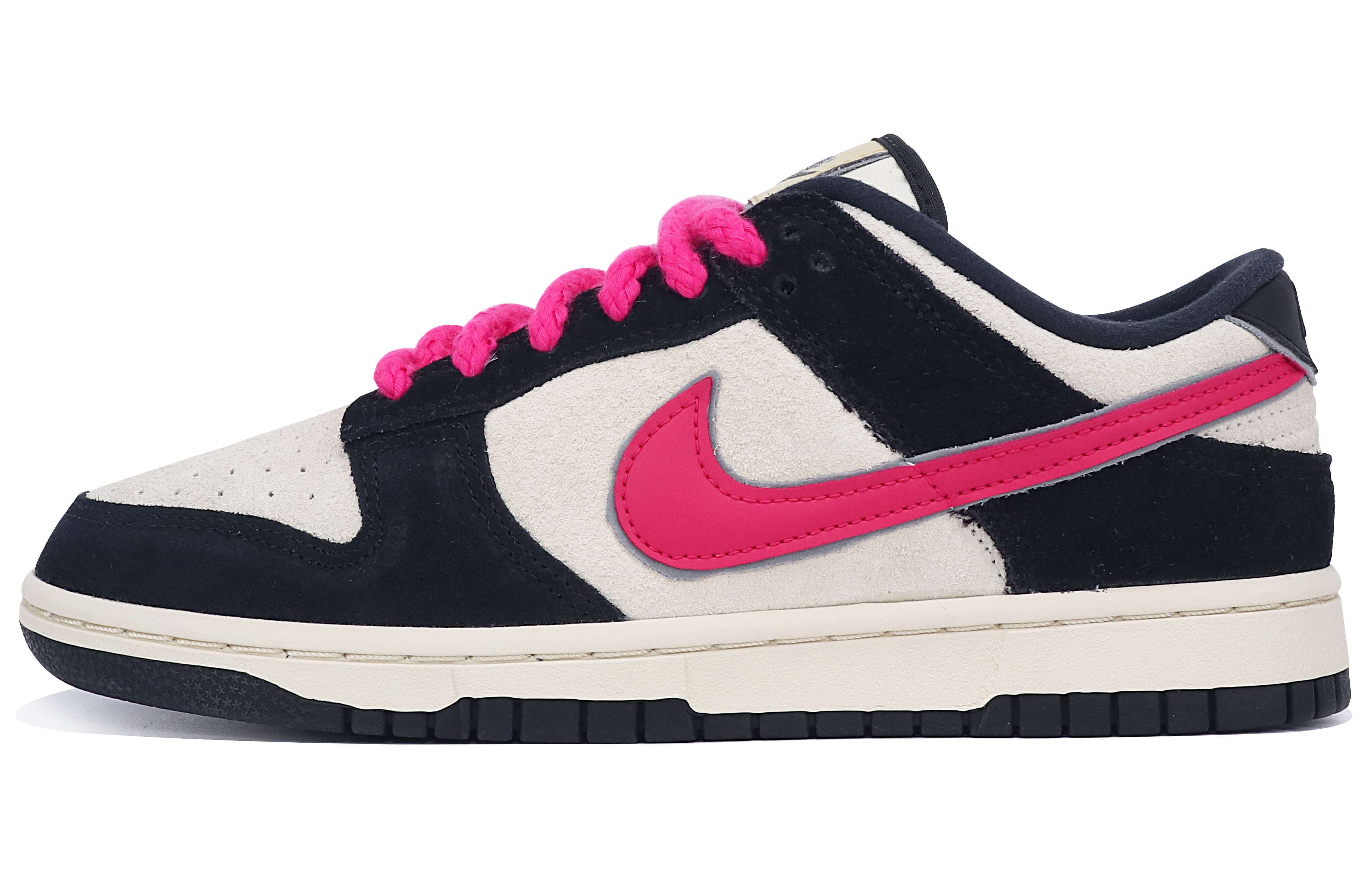 

Кроссовки Nike Dunk Skateboard Shoes Women's Low-Top Black And White/Purple