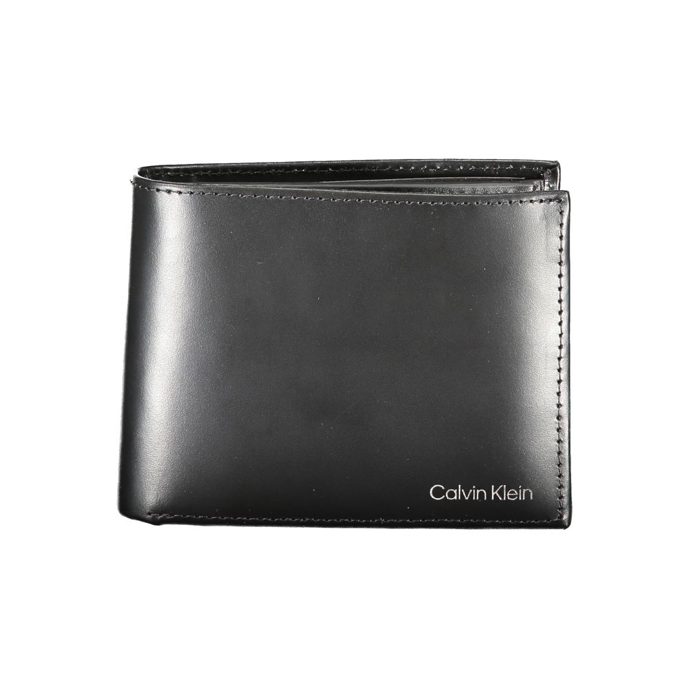 

Черный кожаный кошелек Calvin Klein