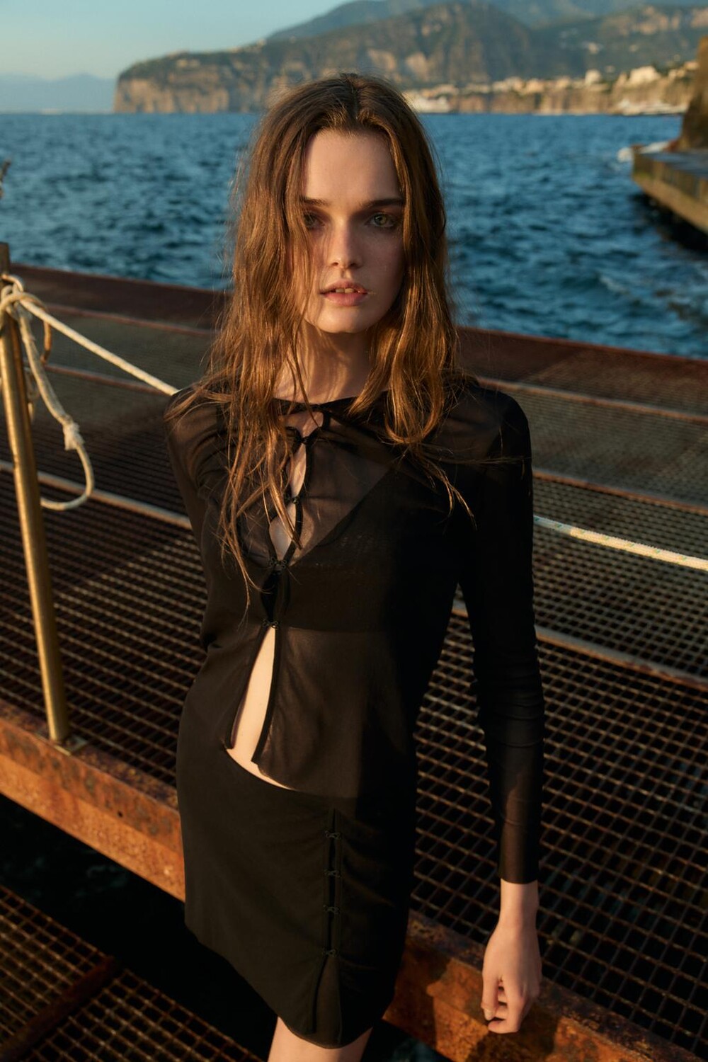 

Топ из тюля с переключателями ZARA, черный