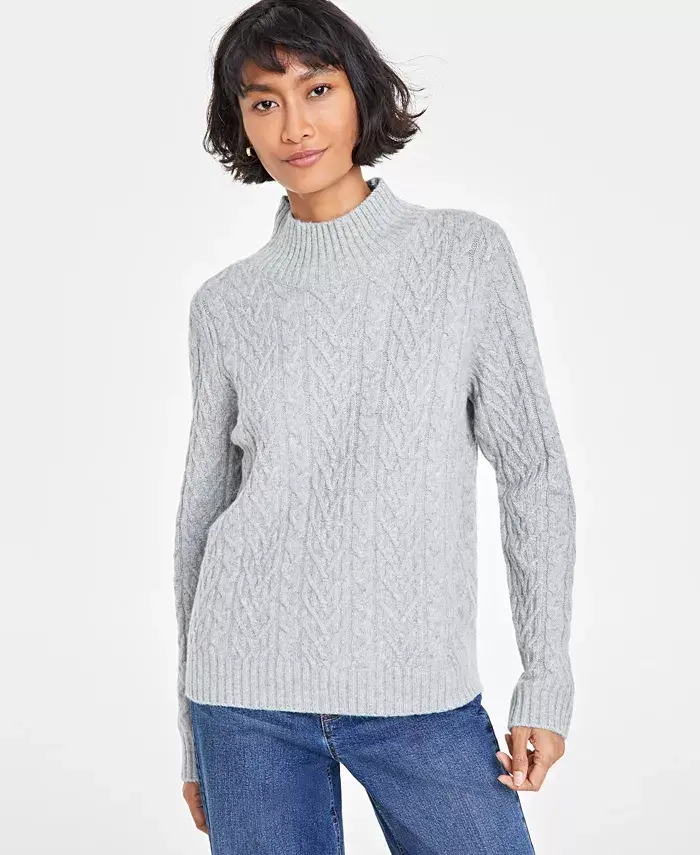 

Женский свитер с высоким воротником и ажурной вязкой On 34th, серый