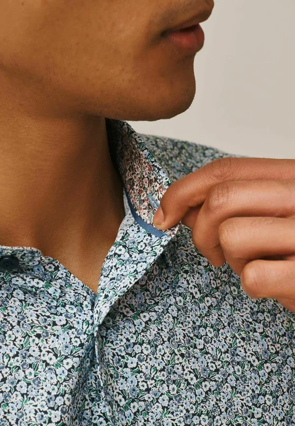 Футболка Slim fit с коротким рукавом Next, синий цветочный принт — фото 3