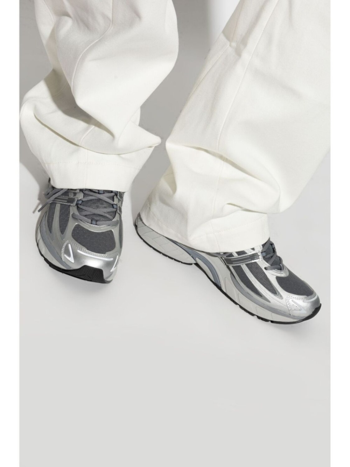 Кроссовки Adidas Adistar Cushion, серебряный — фото 2