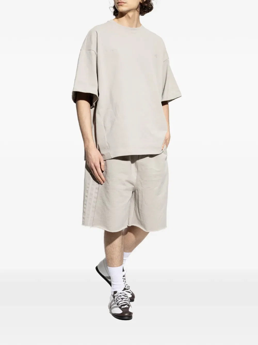 Шорты X с боковыми карманами от Whole Studios Adidas, нейтральный — фото 2