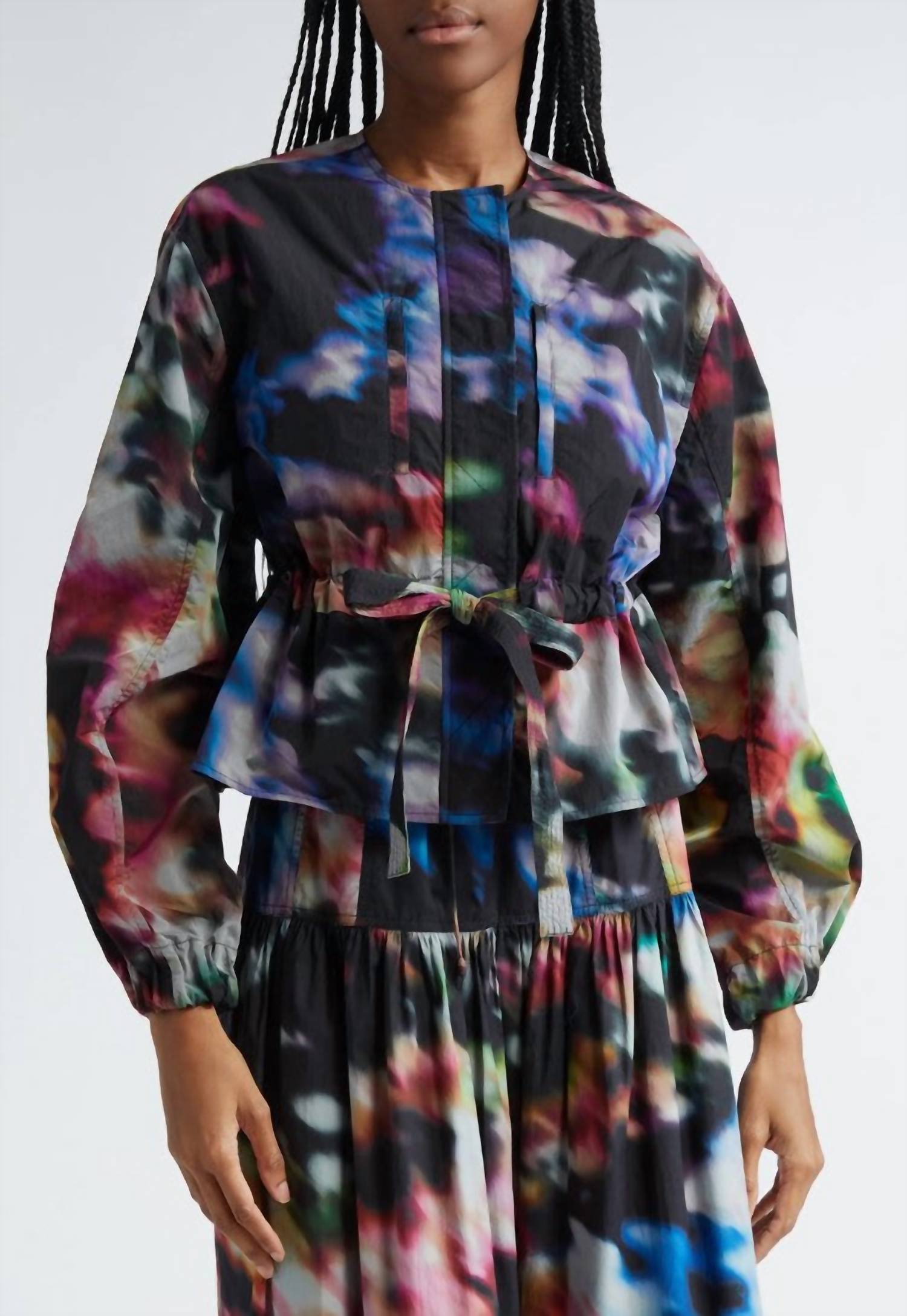 

Куртка Alair Tie Waist в черном цвете Aura Ulla Johnson