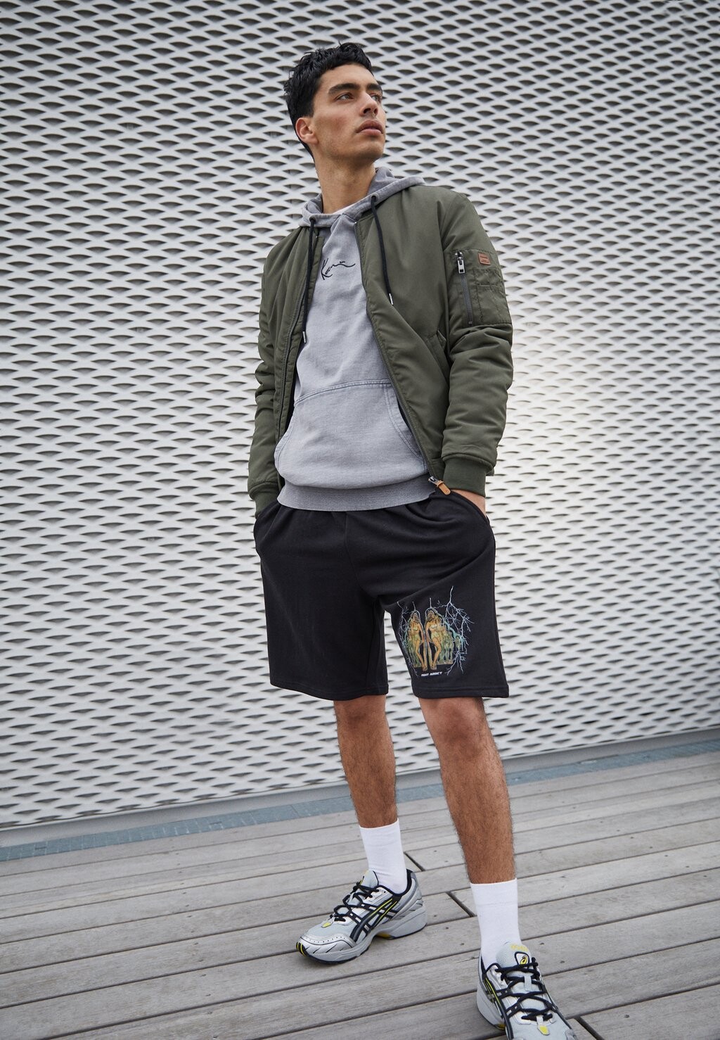 

Толстовка UNISEX SMALL SIGNATURE OS HOODIE BLEACHED Karl Kani, серый