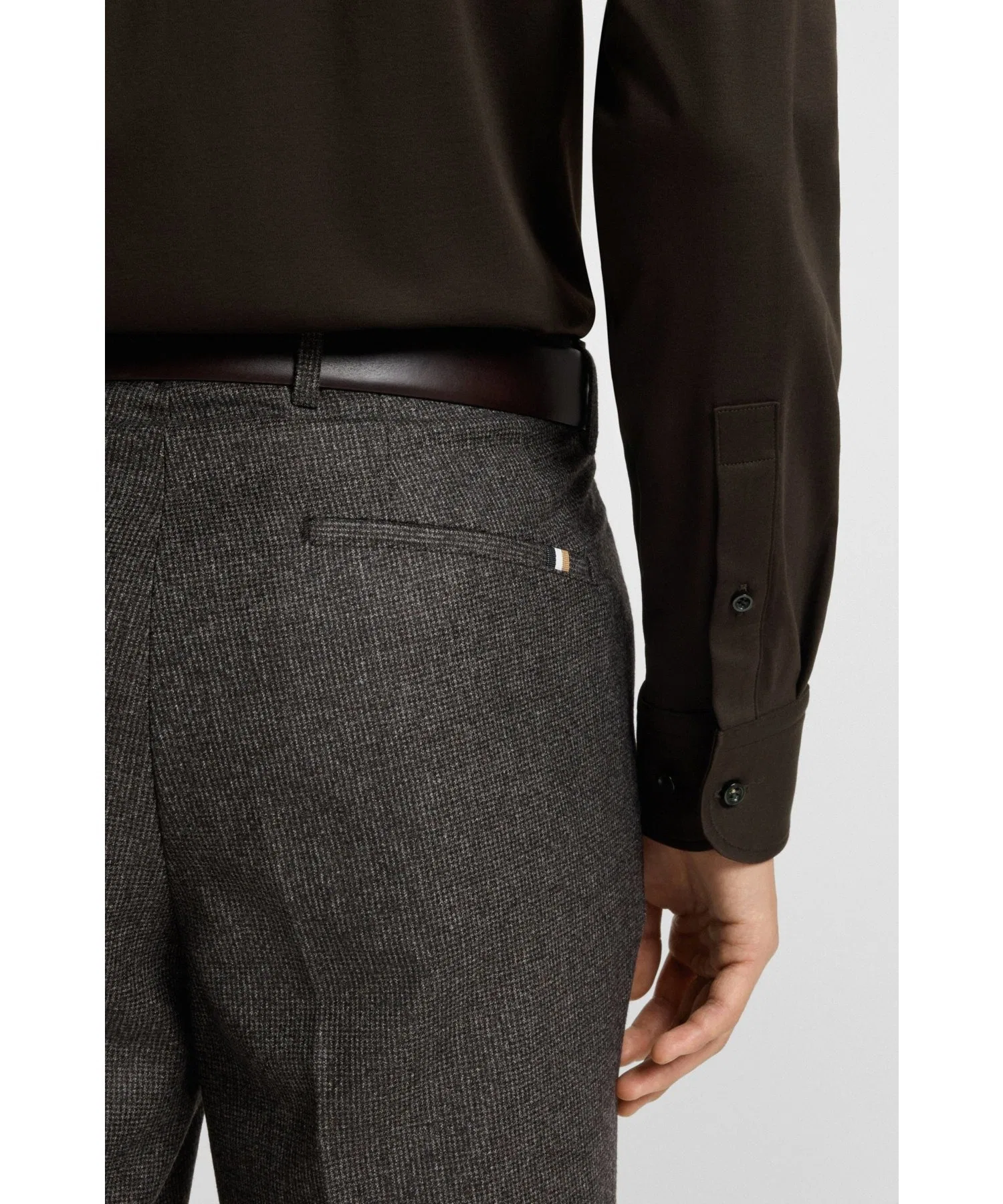 Мужская рубашка BOSS Slim Fit из хлопка коричневая — фото 3