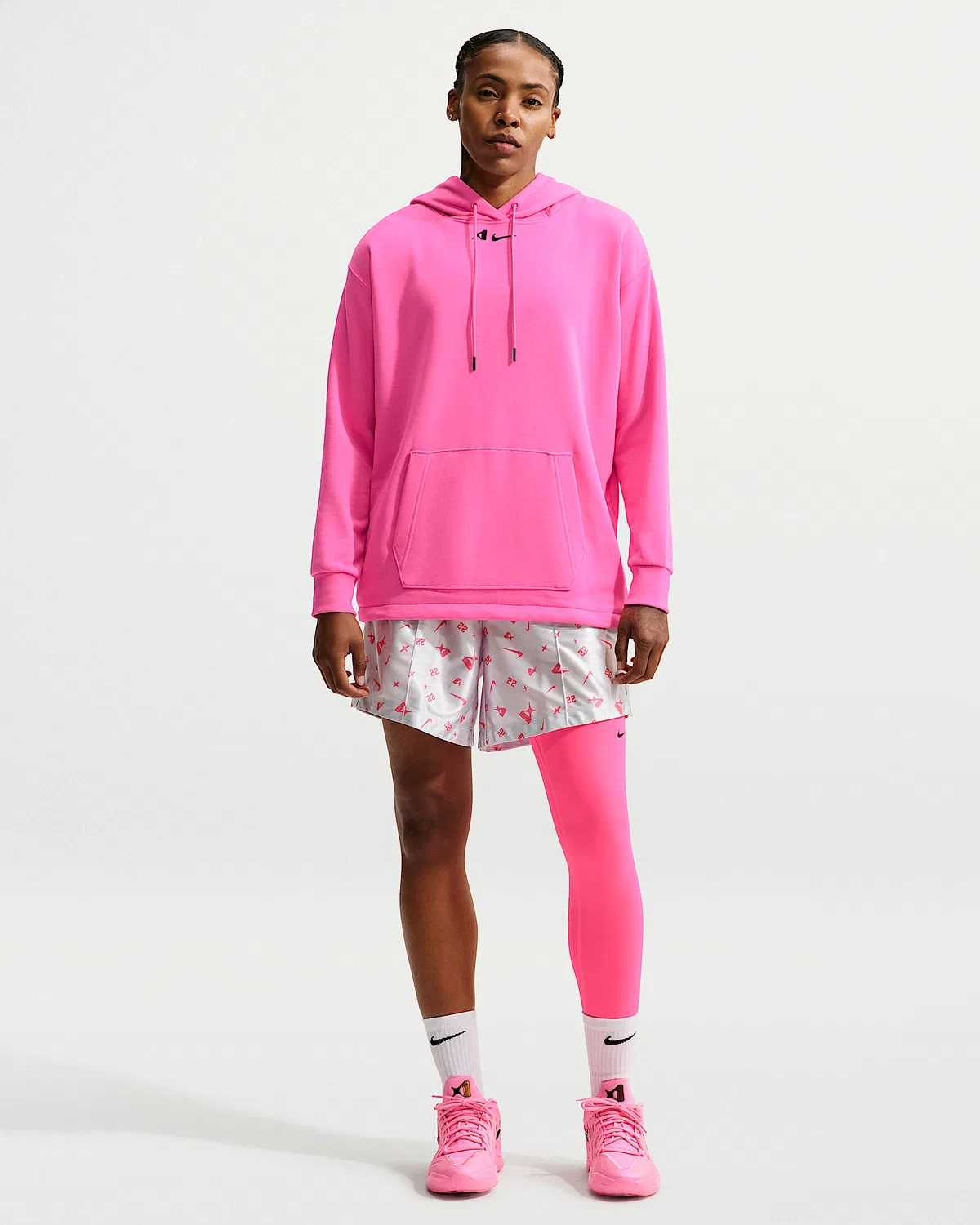 Женская баскетбольная худи A'ja Wilson, Pinksicle/Black — фото 3