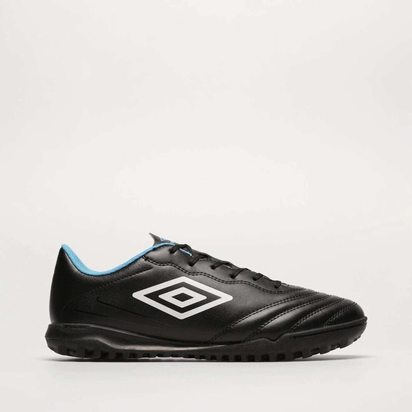 

Кроссовки Umbro Tocco III League, черный
