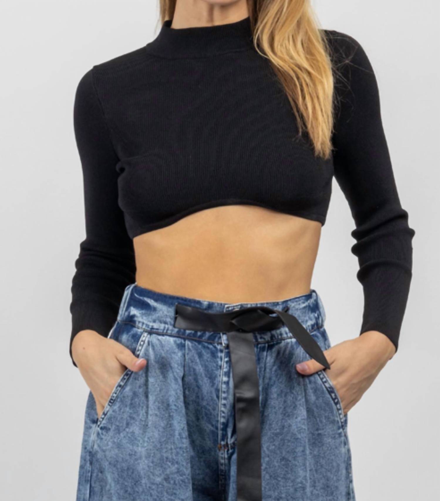 

Underbust Mock Crop In Midnight OLIVACEOUS, Midnight