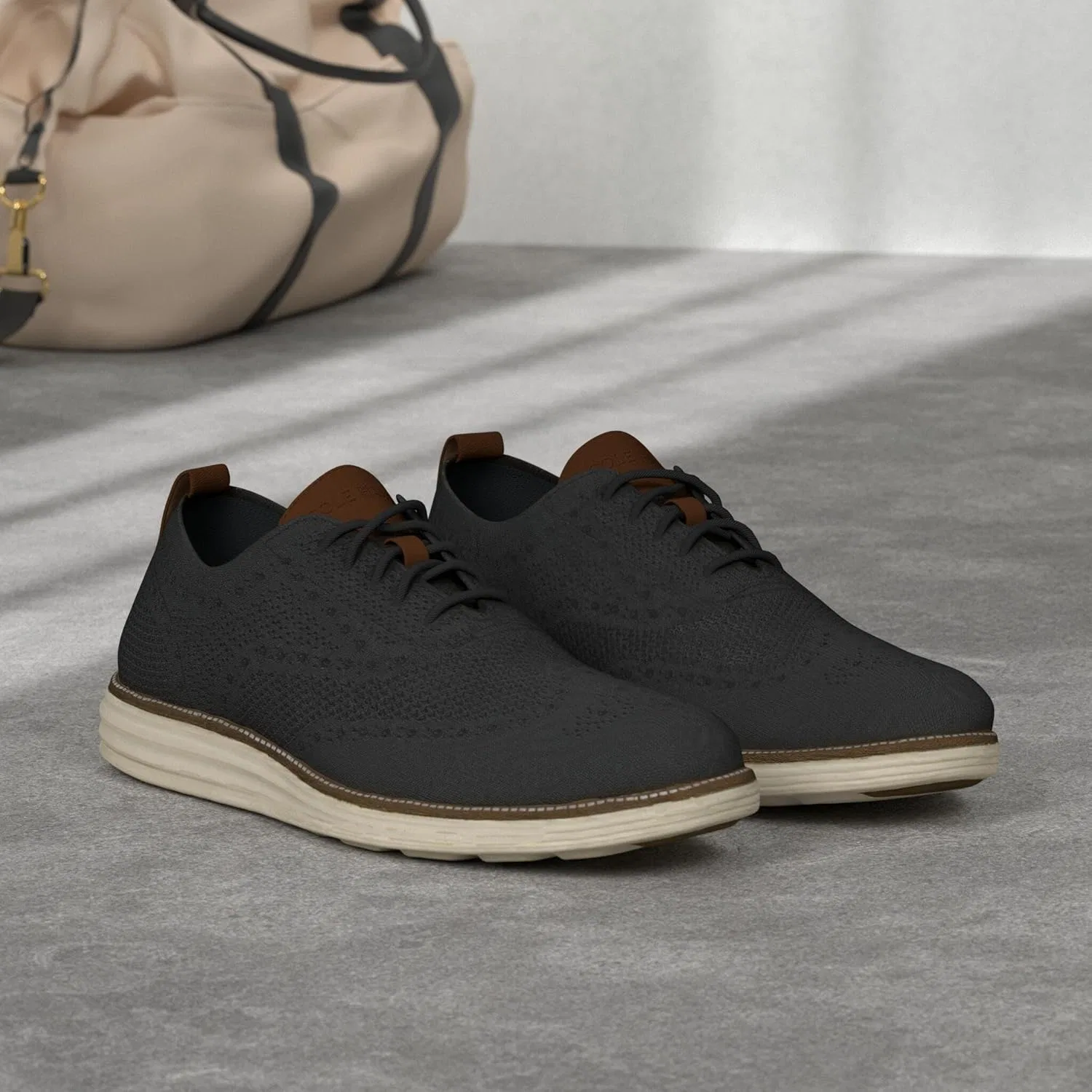 Женские оксфорды Cole Haan OriginalGrand Stitchlite Wingtip, 2-Grey Magnet Ivory — фото 3