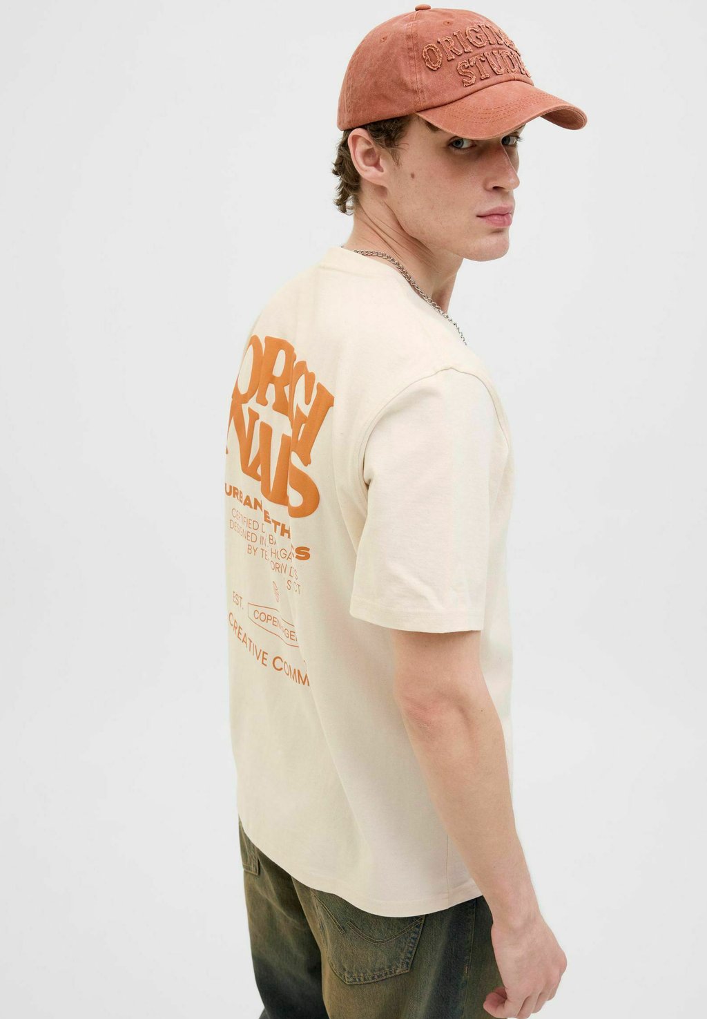 

Футболка с принтом GEDRUCKT RUNDHALSAUSSCHNITT Jack & Jones, бежевый