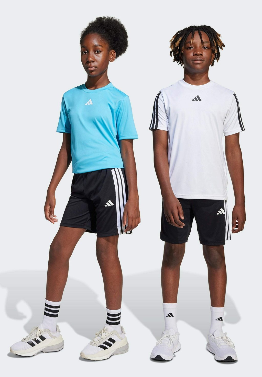 

Спортивные шорты TRAINING ESSENTIALS STRIPES Adidas Performance, черный