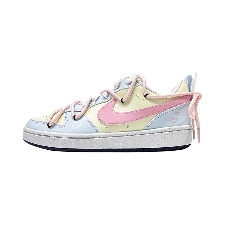 

Детские кроссовки для скейтбординга Court Borough GS Low-top розовые/синие/желтые Nike, цвет Wings of Eros