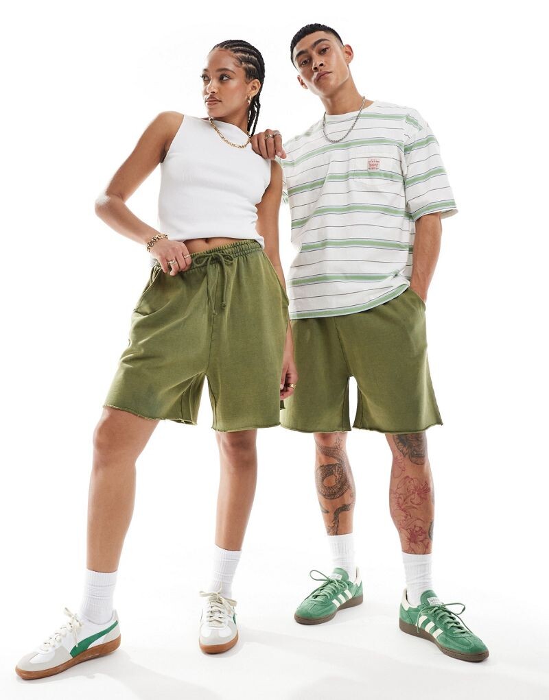

Шорты унисекс унисекс цвета хаки ASOS DESIGN
