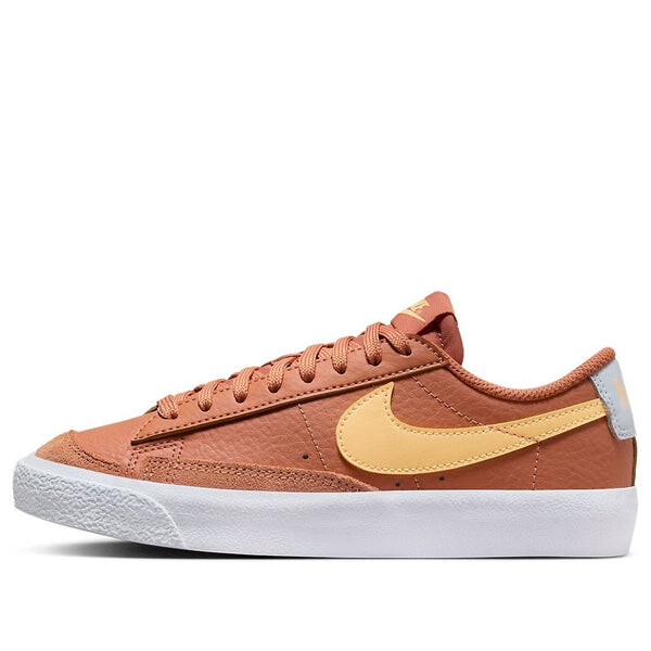 

Кроссовки blazer low '77 'amber brown' Nike, коричневый
